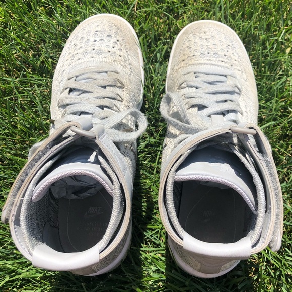 Nike Flyknit Airforce 1 High Cut - Picture 4 of 7